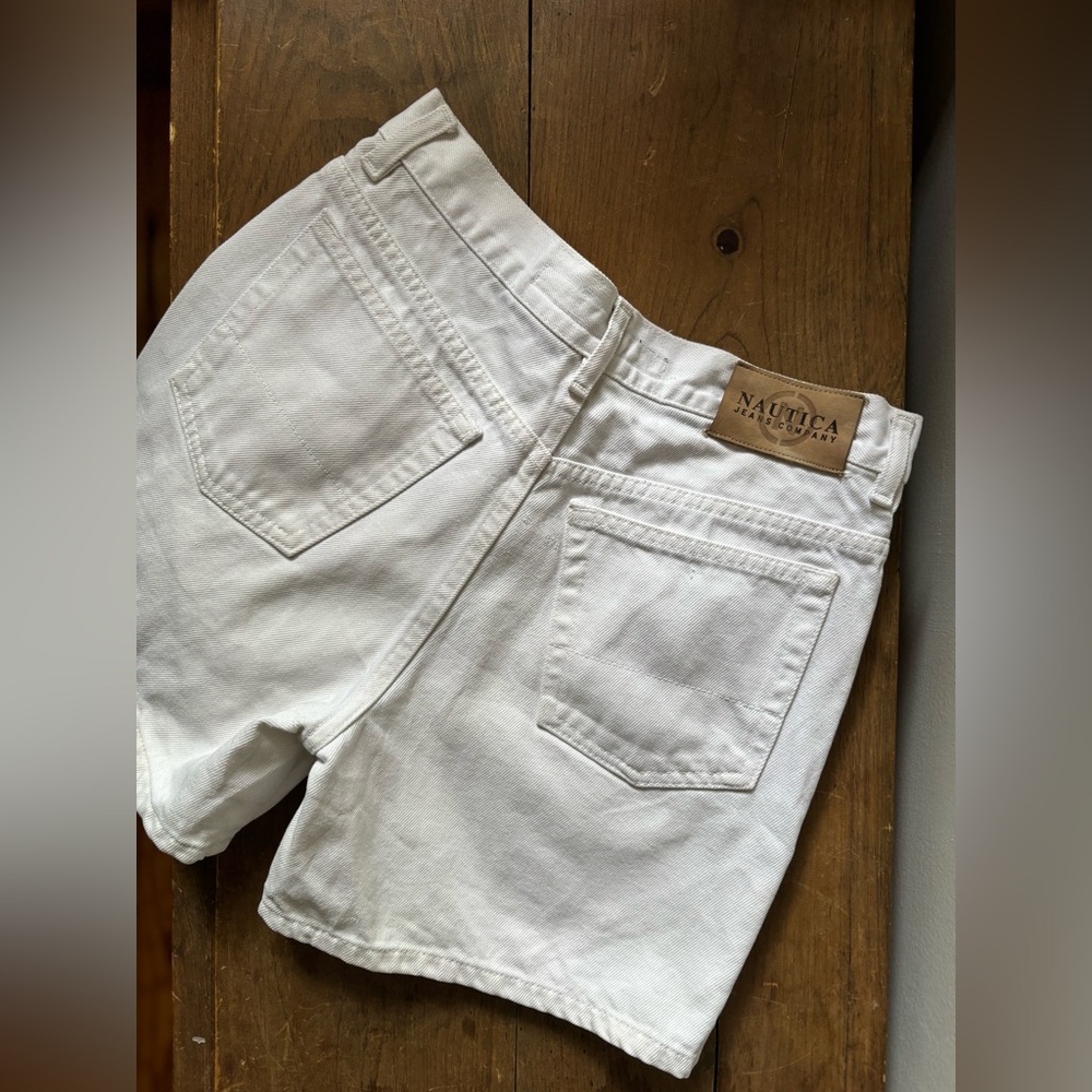 1990s White Nautica Jean Shorts | 26" waist